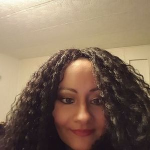 Meet your Posher, Angelique